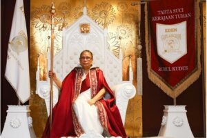 Lia Eden Meninggal, Mayat Disemayamkan di Grand Heaven