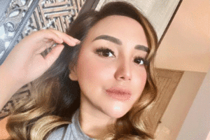 Diminta Hormati Orang Puasa, Salmafina: Iman Kuat Ngeliat Begituan juga Nggak Batal