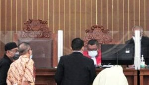 Lanjutan Sidang Kasus Kerumunan, Hakim Tolak Eksepsi HRS