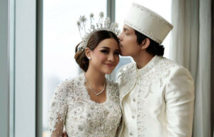 Kado Spesial Istri Jokowi ke Pasangan Aurel Hermansyah dan Atta Halilintar