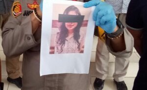 Tiga Cewek Uzbekistan Jual Diri Via WA