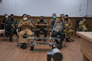 Menanti Aksi di Tengah Kebijakan Penanganan COVID-19