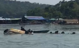 Perahu Wisatawan Terbalik di Waduk Kedung Ombo, 9 Orang Hilang