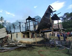 Diduga Korsleting Listrik, Satu Unit Rumah Dilalap Si Jago Merah
