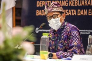 Isu Lockdown Mencuat, Sandi Uno Ancang-ancang Kucurkan Bansos
