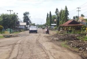 Sering Dikeluhkan, Plt Gubernur Sulsel: Alhamdulillah, Rekonstruksi Ruas Cabenge Soppeng Mulai Dikerjakan