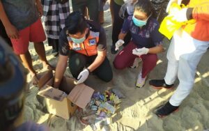 Geger, Orok Bayi Ditemukan Membusuk di Pinggir Pantai