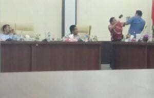 Anggota DPRD dari PDIP dan PKPI Nyaris Adu Jotos di Rapat
