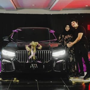 Hadiahi Istri Mobil Mewah, Tangan Atta Halilintar Bikin Gagal Fokus!