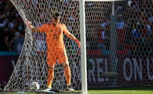 Kesal Adu Penalti, Simon Sebut Kiper Swiss Yann Sommer Lebih Pantas Jadi Pemain Terbaik