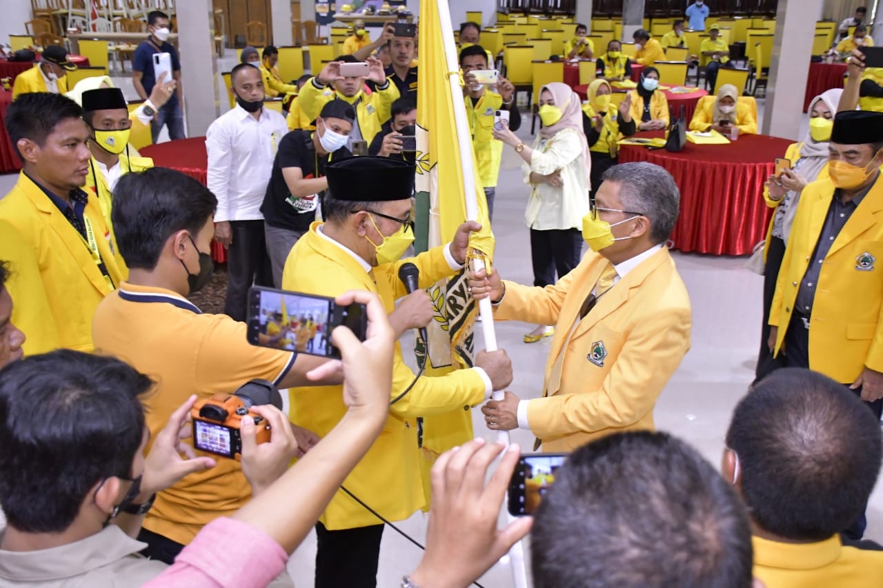 Sukri Sappewali Tak Bersyarat, Nirwan Arifuddin Resmi Pimpin Golkar Bulukumba