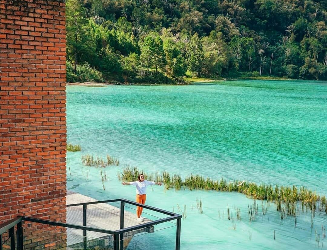 Cantiknya Danau Linow di Tomohon, Airnya Bisa Berubah Warna