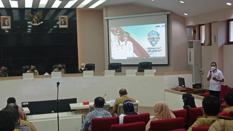 Genjot Vaksinasi Serentak 100 RT/Hari Rampung, Wali Kota: Sesuai Arahan Bapak Presiden