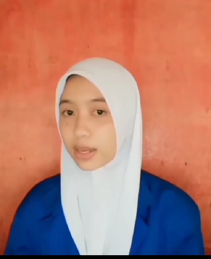 Mahasiswa Ini Viral, Video Perkenalannya Diganggu Ternak Bikin Netizen Terpingkal