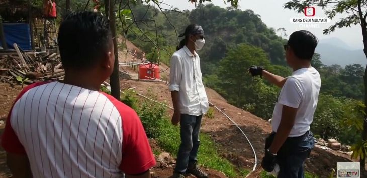 Dedi Mulyadi Datangi Glamping lalu ‘Colek’ Bupati Karawang