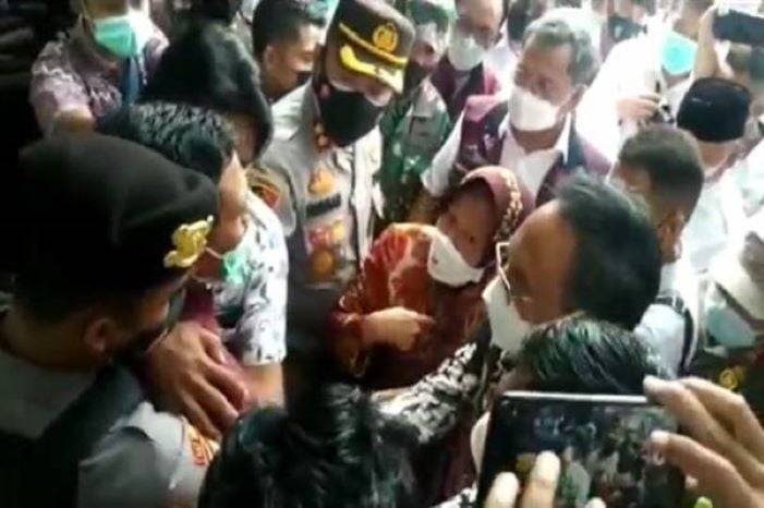 Mensos Risma Marah-marah Lagi, Viral Berdebat dengan Aktivis Mahasiswa