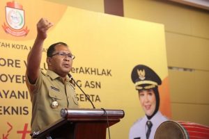 Bingung Tentukan Pemenang Lelang Jabatan, Walikota Danny Ingin Bertapa Dulu