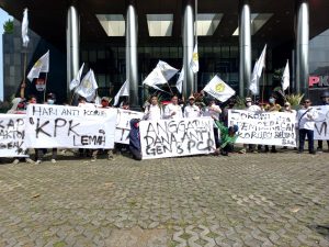 KPK Diminta Usut Dugaan Korupsi Pengadaan Rapid Tes Antigen di Kemenkes