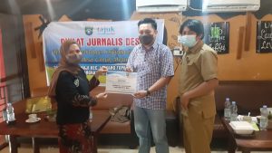 Angkat Potensi Lewat Pemberitaan, Pemdes Mattiro Baji Latih Aparat Desa Belajar Jurnalistik