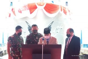 Jawab Ancaman di Natuna, Prabowo Luncurkan Kapal Perang Cepat Rudal