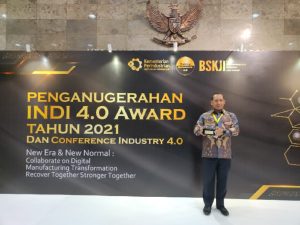 Transformasi Teknologi PT Semen Tonasa Diganjar Penghargaan INDI 4.0 dari Kemenperin RI