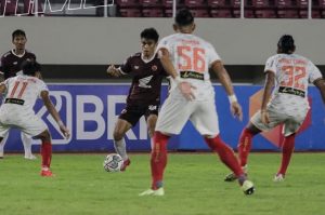 Kalah Telak dari Persija, Syamsuddin Batola Akui Pemainnya Kurang Berani