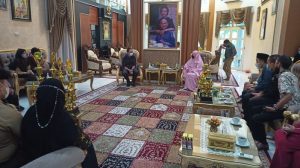 Apresiasi Pemajuan Budaya Lokal, Erna Rasyid Taufan Undang 7 Pelajar Terbaik SD dan SMP ke Rujab