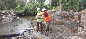 Pastikan Pembangunan tak Asal-asalan, Wabup Suaib Tinjau Jembatan Sungai Walu-Walu