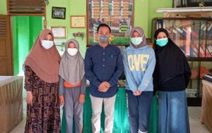 Ifra Maira Nur Juara I Lomba Puisi Bahasa Daerah Tingkat Kabupaten Luwu Utara