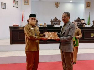 KUA-PPAS APBD TA 2022 Resmi Diserahkan ke DPRD