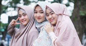 Jangan Sepelekan Air Wudhu, Lebih Ampuh dari Make Up