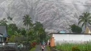 Sudah 8 Tewas Akibat Erupsi Gunung Semeru, Banyak Pekerja Tambang Belum Ditemukan
