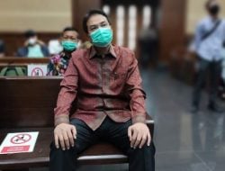 Azis Syamsuddin Beri Uang Rp210 Juta ke  Eks Penyidik KPK Stepanus Robin Pattuju karena Iba