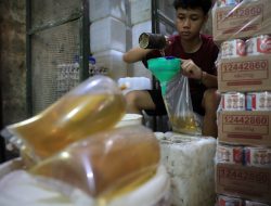 Pengamat Sarankan DPR Bentuk Pansus Buat Selidiki Soal Kelangkaan Minyak Goreng