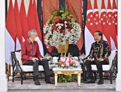 Usai Temui Perdana Menteri Singapura, Abdillah Toha Ingatkan Presiden Jokowi: Hati-hati dengan Negara Kecil yang Cerdik dan Kaya