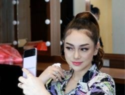 Celine Evangelista Dikabarkan Mualaf, Gus Miftah: Mengenal Islam karena Teman-teman Sesama Artis