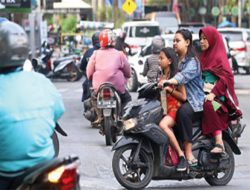 Sein Kiri, Beloknya Kanan, Polisi Beri Penyuluhan ke Emak-emak