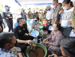Ibas Tanya Berapa Harga Minyak Goreng, Warga Kompak Jawab: Mahal Pak!