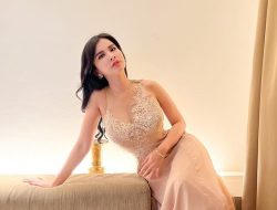 Pose Aduhai Maria Vania, Netizen: Untung Udah Buka Puasa