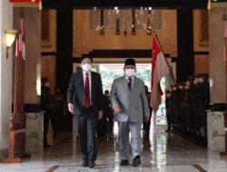 Heboh Deportasi UAS, Prabowo Malah Terima Kunjungan Menteri Keuangan Singapura