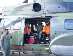 Via Helikopter, Gubernur Sulsel Pantau Pencarian KM Ladang Pertiwi di Perairan Pangkep