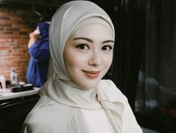 Potret Ayana Moon, Mualaf Cantik Asal Korea, Senyumnya Bikin Candu