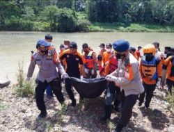 Nekat Seberangi Sungai Meski Arusnya Sangat Deras, Innalillah… Warga Sinjai Ditemukan Mengapung