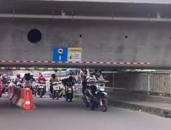 Pemasangan Girder Box Proyek Kereta Cepat Jakarta-Bandung, Kendaraan Besar Tidak Bisa Melintas