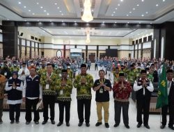 Lepas Calon Jemaah Haji, Pj Gubernur Papua Barat Datang ke Makassar