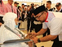 Lepas Kepulangan Jemaah Haji, Yaqut Cholil Qoumas: Saya Menyampaikan Salam dari Presiden Joko Widodo