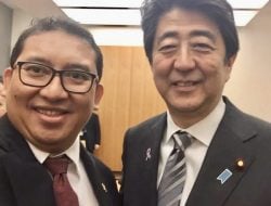 Unggah Momen Bersama Mantan Perdana Menteri Jepang Shinzo Abe, Fadli Zon Sampaikan Pesan Duka