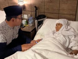 Jemaah Haji Jawa Barat di Rawat karena Sakit, Ridwan Kamil Sempatkan Menjenguk