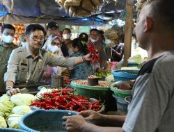 Sidak Pasar di Makassar, Mentan SYL Pastikan Stok dan Harga Pangan Masih Aman