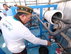 IDSurvey Salurkan Bantuan Pengadaan Air Bersih hingga Fasilitas MCK di Pelosok NTT